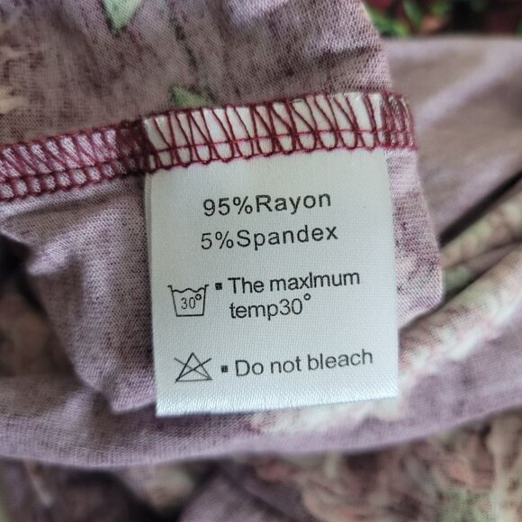 Dearcase Long Floral Dress Pockets Red Maroon Flowers Womens Large Floor Length - Picture 9 of 11